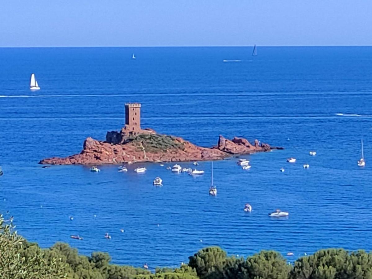 Vacances En Paradis Saint-Raphael  Exterior photo